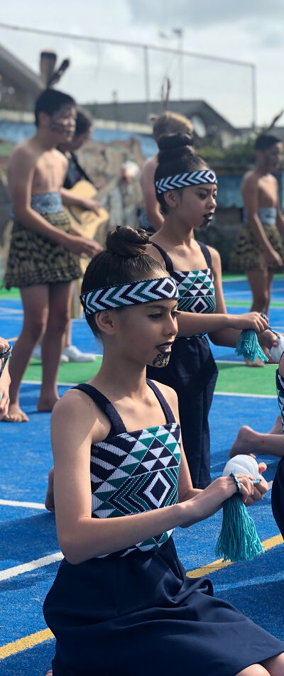 Kapahaka Students